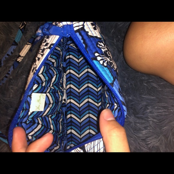 SOLD - Picture 4 of 4